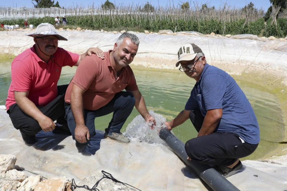 Mersin'de Erdemli kırsalına 4 bin metrelik sulama borusu desteği