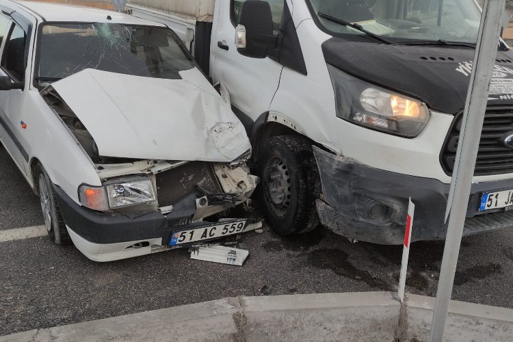 Niğde Kayseri yolunda trafik kazası