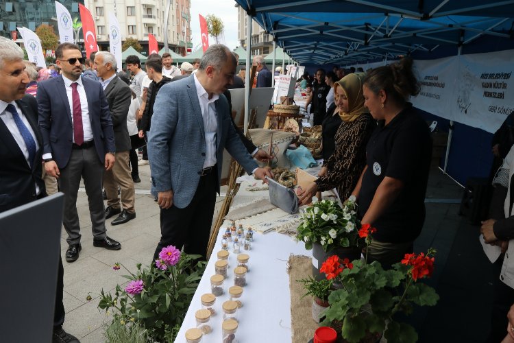 Rize'de Aşık Veysel'e özel anma