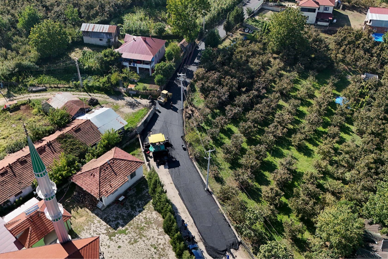 Sakarya Akyazı'nın kırsal yolları Büyükşehir'le güzelleşiyor