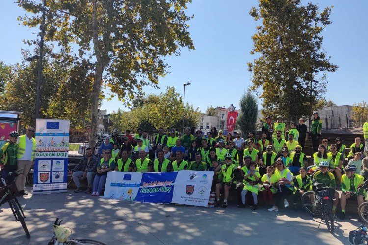 Sakarya'da 'güvenli pedallar' şehir merkezine döndü