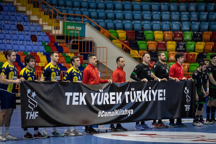 Sakarya’nın gururu Büyükşehir Hentbol yarı finalde