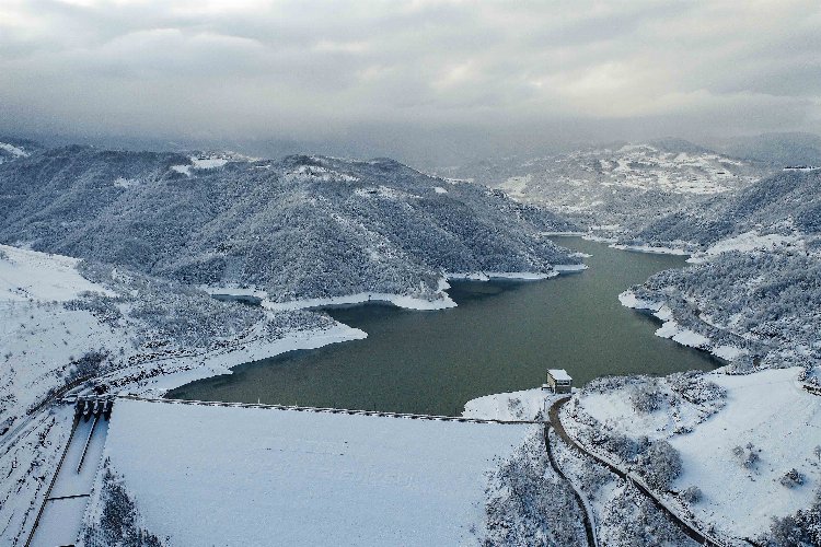 Samanlı Dağları ve Yuvacık Barajı beyaza büründü