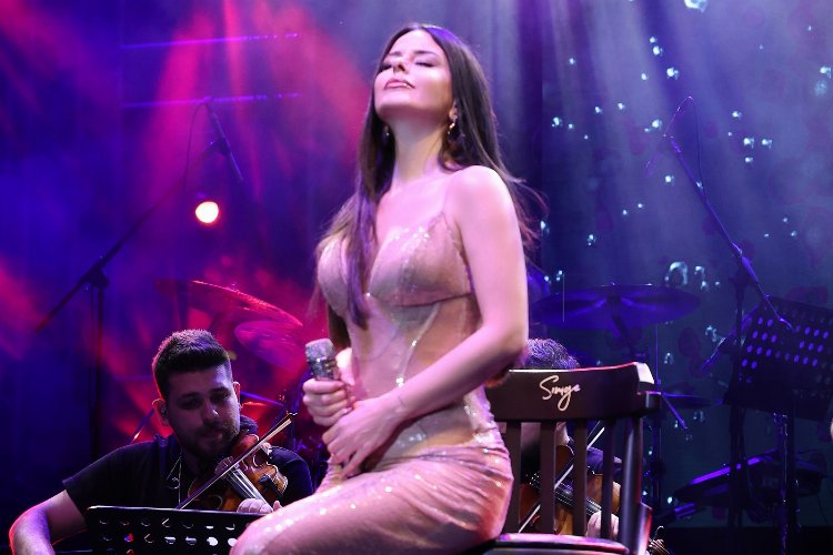 Simge Gaziantep'te de 'kapalı gişe'