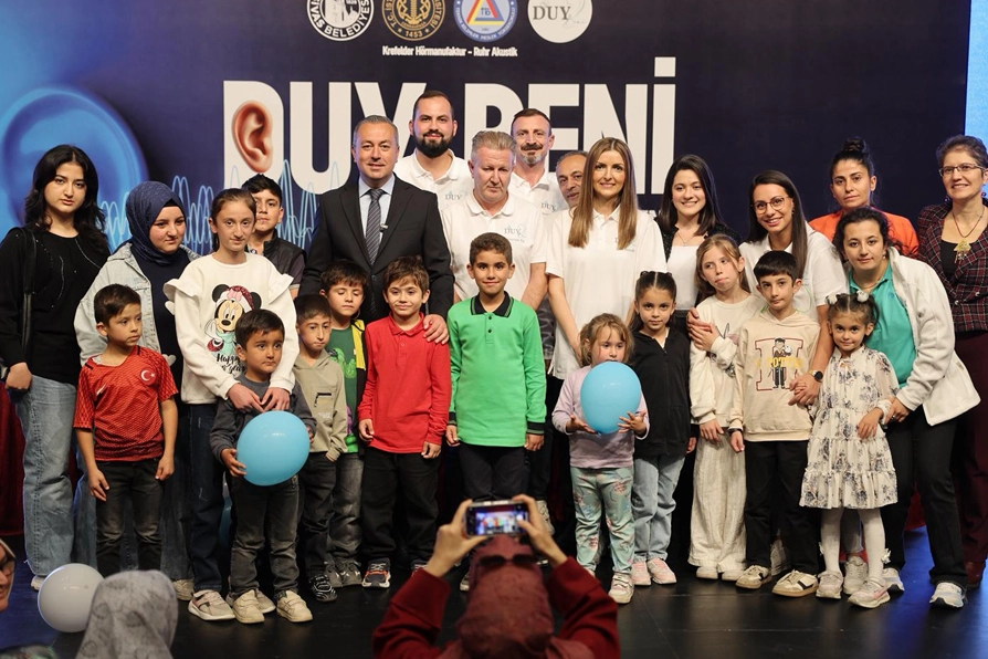 Sivas Belediyesi öncülüğünde 50 çocuk işitme cihazına kavuştu