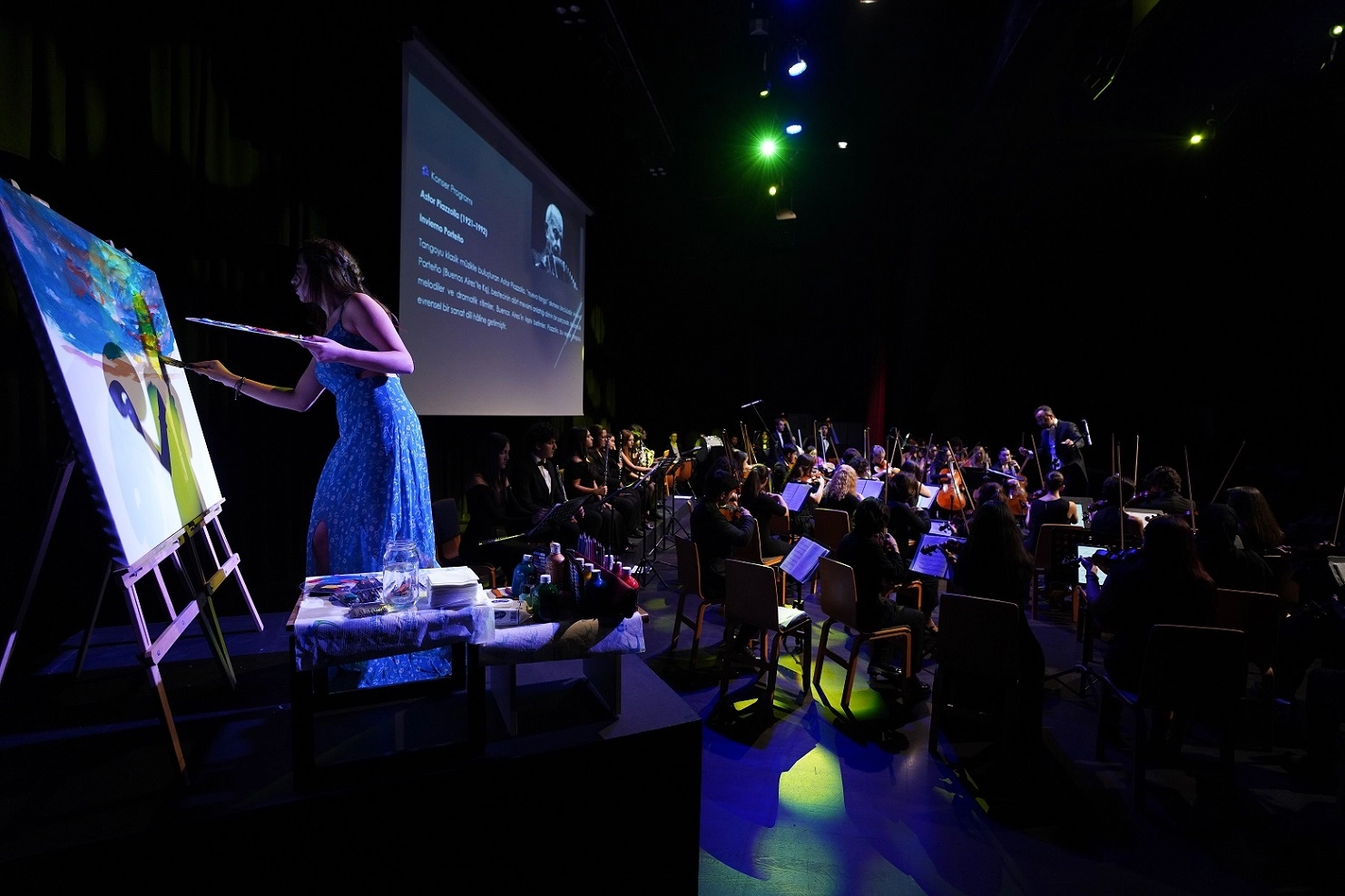 İstanbul Beylikdüzü'nde notalar renklerle buluştu