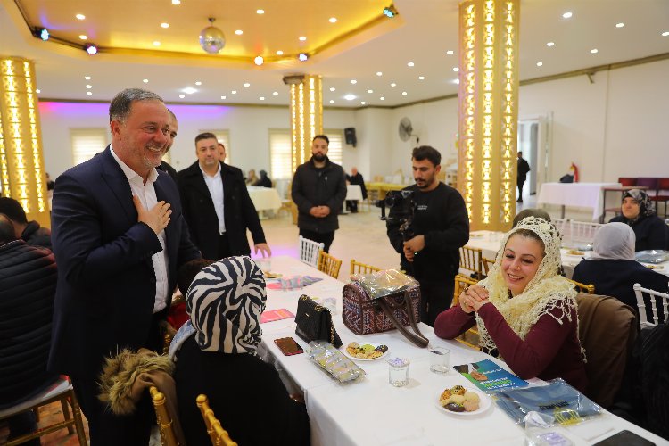 Tatlıdede, muhtar ve şehit aileleriyle bir araya geldi