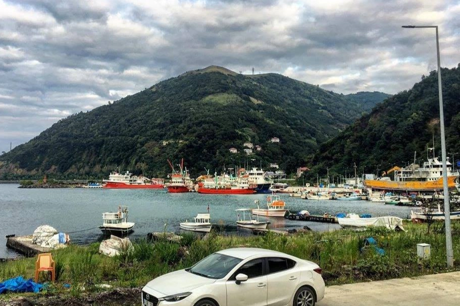 Trabzon Yoroz Limanı’nda balıkçılar şüpheli cisim buldu! Güvenlik birimleri devrede