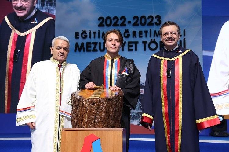 Türkiye'nin ilk yapay zeka mühendisi TOBB ETÜ'den