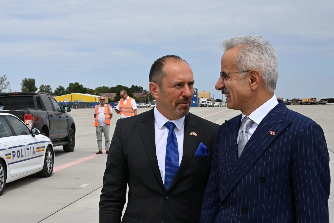 Ulaştırma Bakanı Uraloğlu Romanya’da resmi temaslarda bulundu