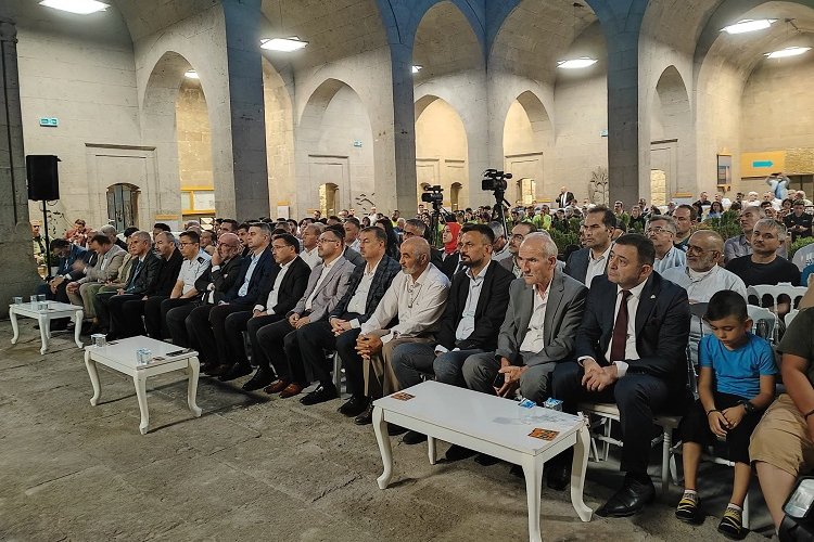 Vali Çiçek Eyvan Sohbetleri'nde