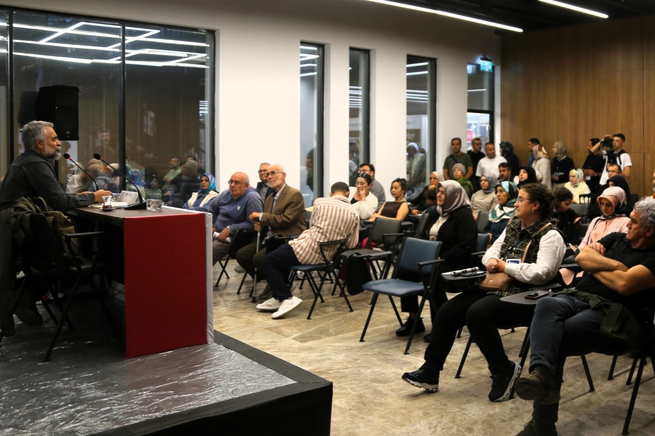 Yazar Ayçil’den okuyucularına Kocaeli'den “açık” tavsiye