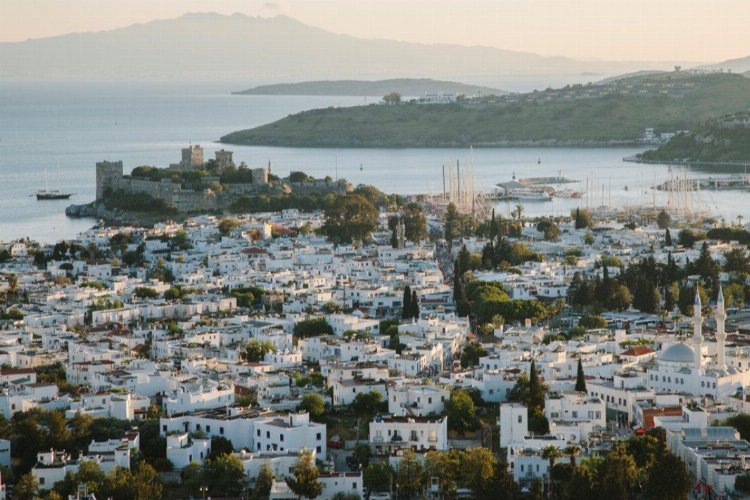 Yazlık bölgelerde satılık konutlar iki kat arttı