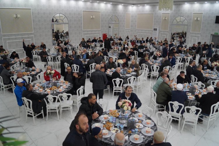 Yeniden Refah Gebze iftarda buluştu