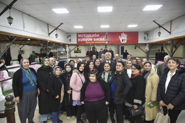 Zeydan Karalar'ın ağzından 'bal' damladı